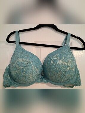 Torrid Lace Push-Up Bra in Aqua Green, Size 40D